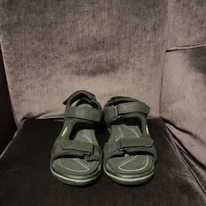 Keen | Shoes | Keen Mens Sport Sandals Black Size 85 Us  display picture 3